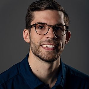 Meet your Posher, Troy